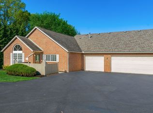 6823 Ridge Rock Dr, New Albany, OH 43054