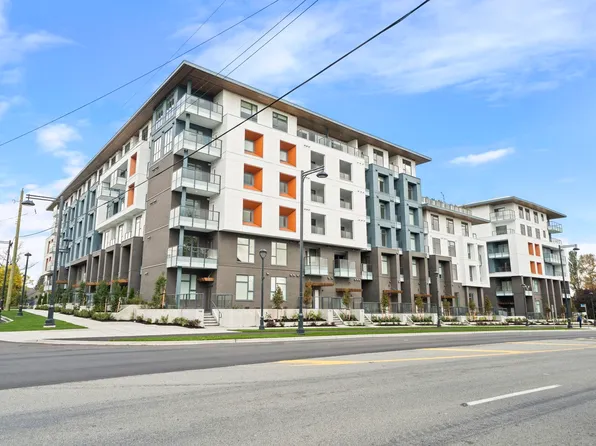 10828 139a St #420, Surrey, BC V3R 0H3