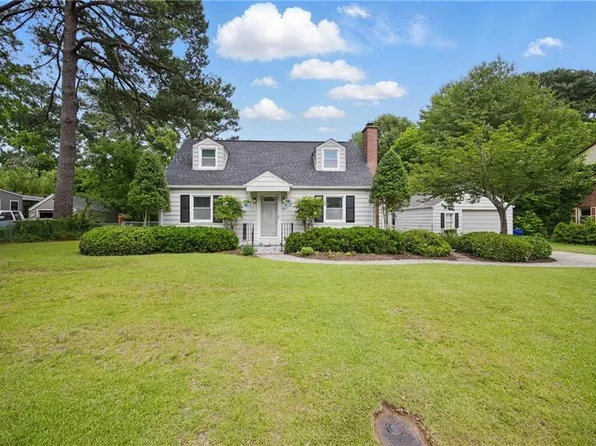 45 Cypress Rd, Portsmouth, VA 23701