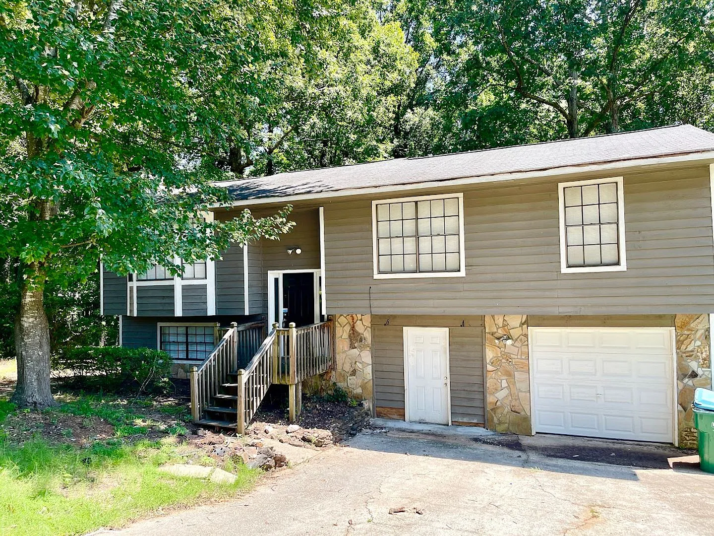 4096 Jami Ln photo 1