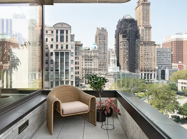 1 Boerum Pl #10J, Brooklyn, NY 11201