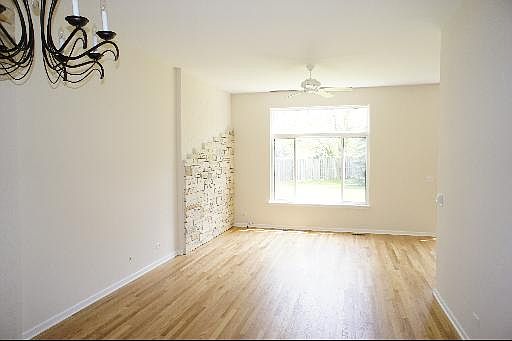 2nd image of 3365 Rosecroft Ln #3365