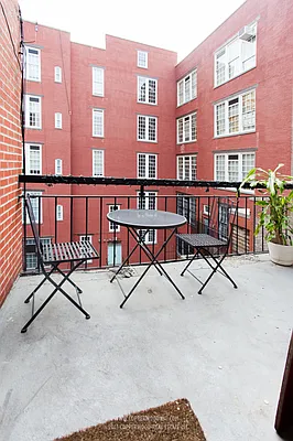 Rented by Copperwood Real Estate | media 18