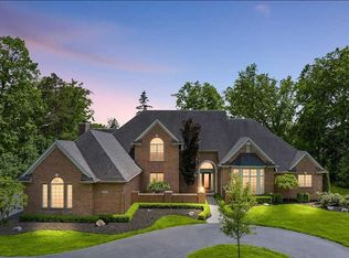 3721 Lincoln Dr, Bloomfield Hills, MI 48301