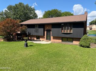 1106 Robin Ln, Duncansville, PA 16635