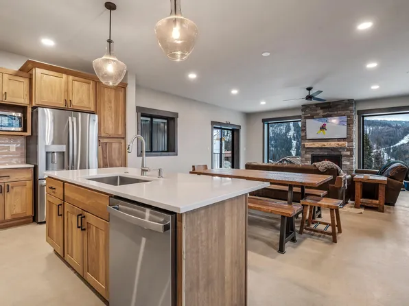 64 Marmot Cir, Sandpoint, ID 83864