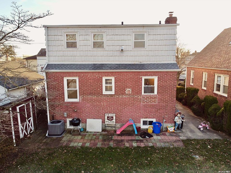 111 Casper St, Valley Stream, NY 11580 MLS 3450391 Zillow