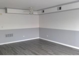 5510 W Lake St APT 2E, Chicago, IL 60644