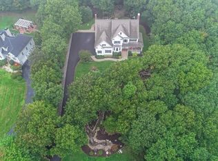 22 Rhodes Dr, Wrentham, MA 02093