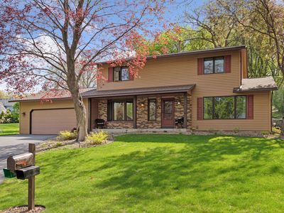 1421 Muir Ln, Burnsville, MN, 55337