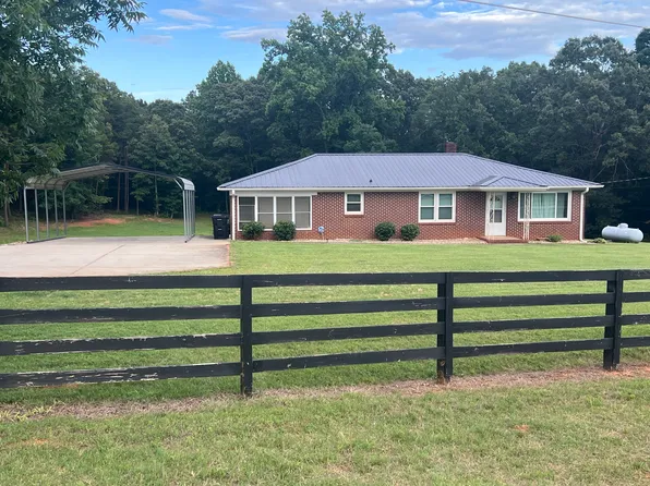 1069 Asbury Park Rd, Anderson, SC 29625