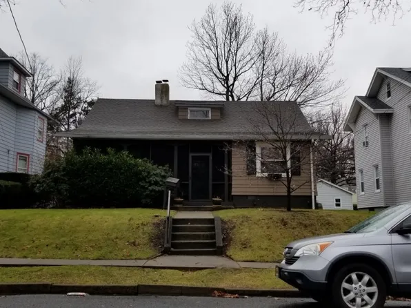 238 Mountain Way, Rutherford, NJ 07070