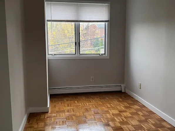 233 Myrtle Avenue image 28 of 34