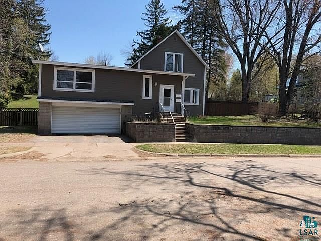 2nd image of 320 2nd St