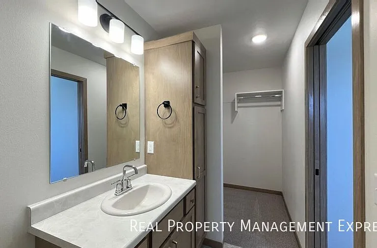 9000 W Jerald Pl — Photo 15