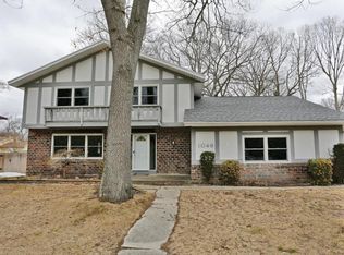 1046 Ivanhoe Dr, Muskegon, MI 49445