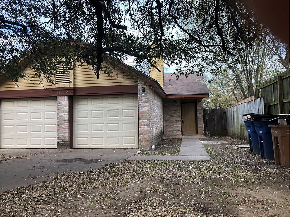 1st image of 12415 Deer Falls Dr #A