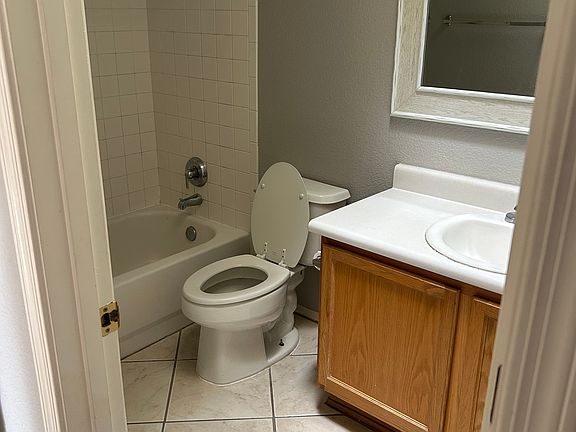 5th image of 8140 N Ivory Rose Dr