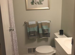 119 Shippen Dr, Coraopolis, PA 15108