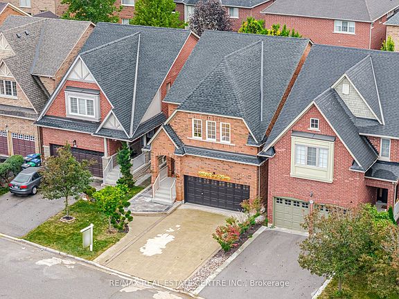 3rd image of 4804 Glasshill Grv