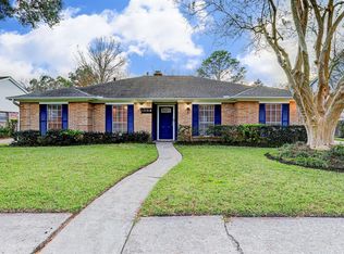 15518 Banff St, Houston, TX 77062