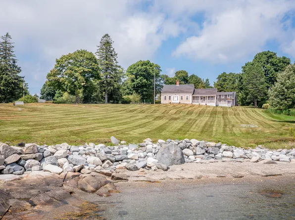 28 School Street, Saint George, ME 04860