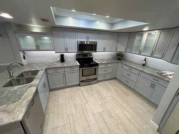 3rd image of 4936 Umber Way