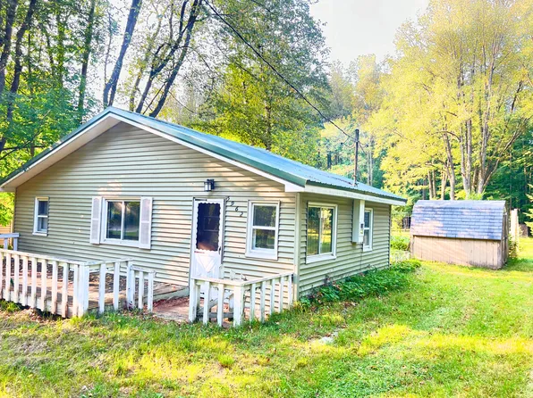5962 Woodland Dr, Lake, MI 48632