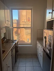 Rented by K & O Realty Associates Inc.