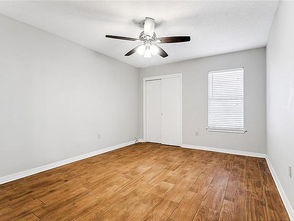 5th image of 607 Cedarwood Dr #607