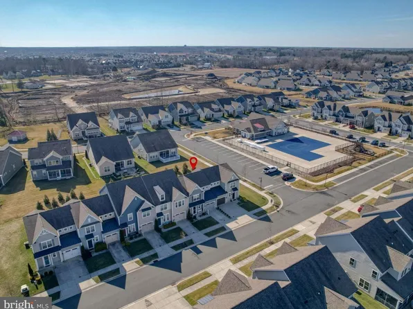 39334 Owls Nest Ln, Millville, DE 19967