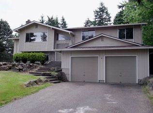 17525 Valley Circle Dr, Bothell, WA 98012