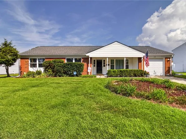 4520 Hudgins Dr, Virginia Beach, VA 23455