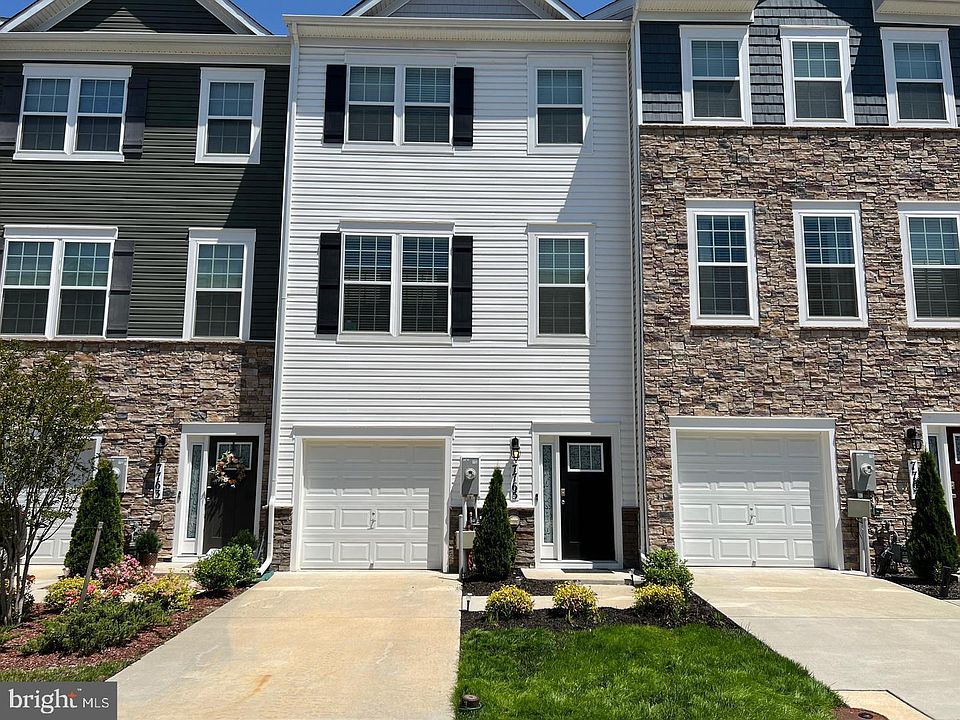 1st image of 7765 Venice Ln