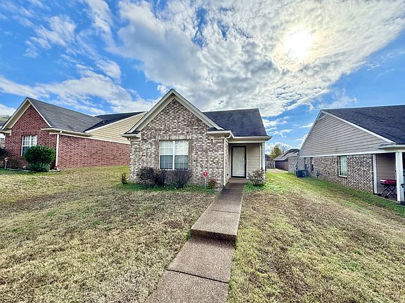 2nd image of 10095 Nolton Cir