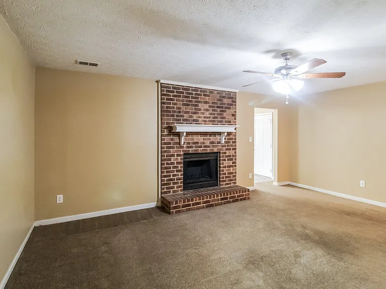 35 Oak View Dr — Photo 6
