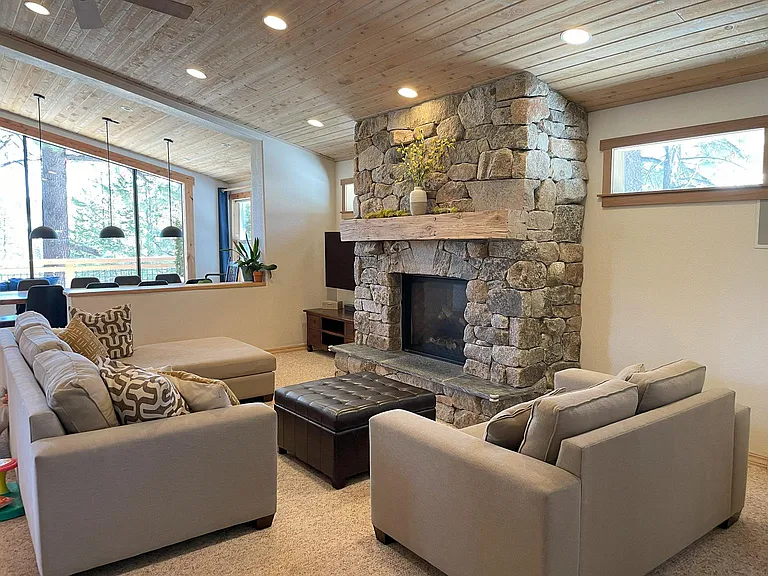 13049 Hillside Dr — Photo 7