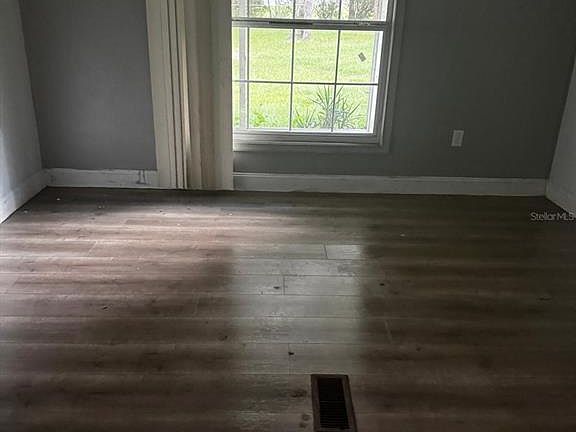 4th image of 1525 PINEFORD ROAD