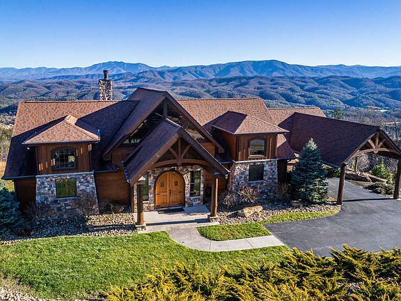 2nd image of 3029 Smokey Bluff Trl