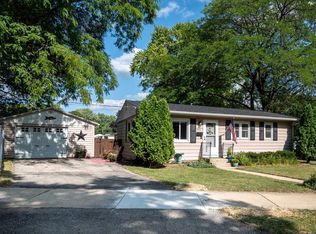 921 Mayfair Ave, Madison, WI 53714