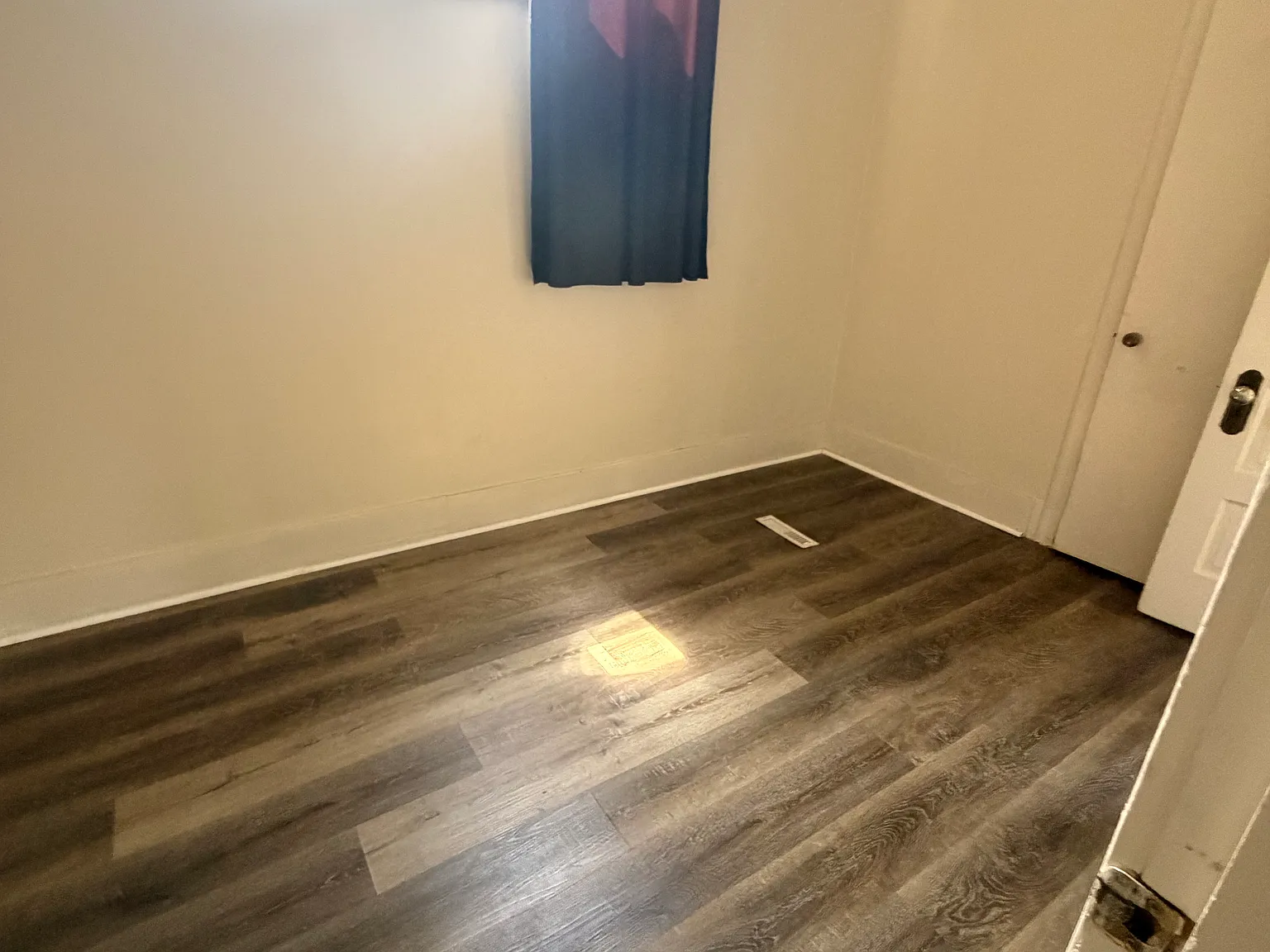 2 bed, 1000 sqft, $1,000 — Photo 3