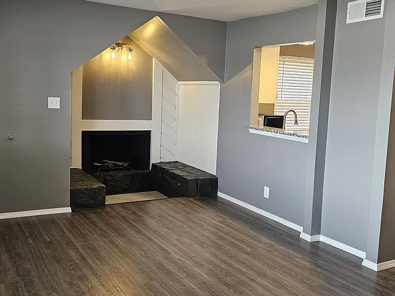 7321 S Yale Ave #117 — Photo 3