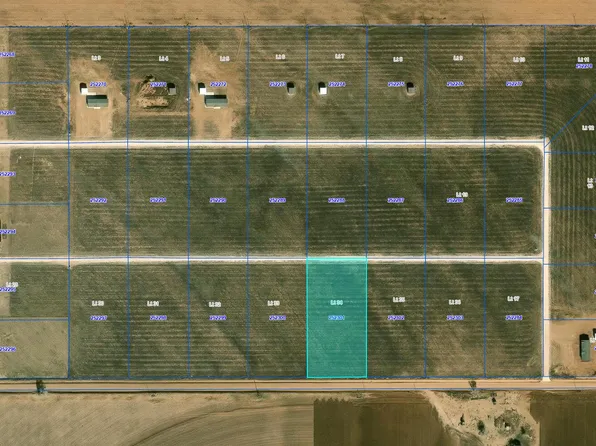 525 Desert Willow Rd, Tahoka, TX 79373