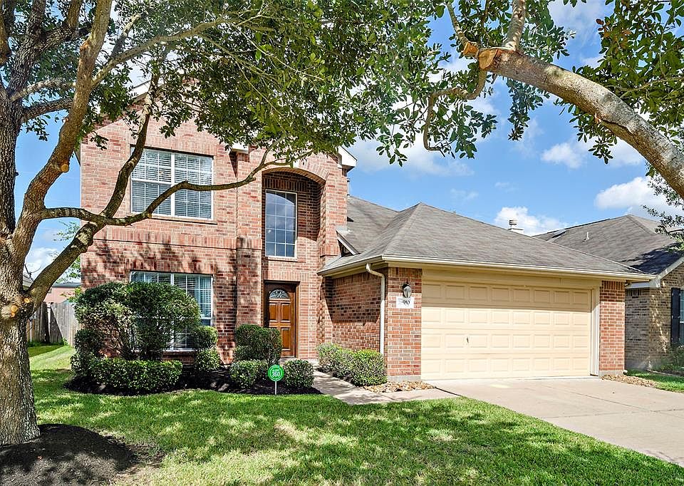 1st image of 16910 Great Oaks Glen Dr