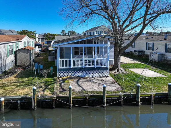 37043 Laws Point Rd, Selbyville, DE 19975