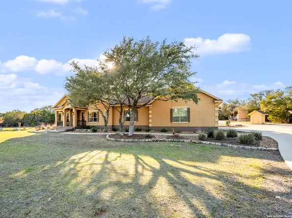 1632 Waterstone Pkwy, Boerne, TX 78006