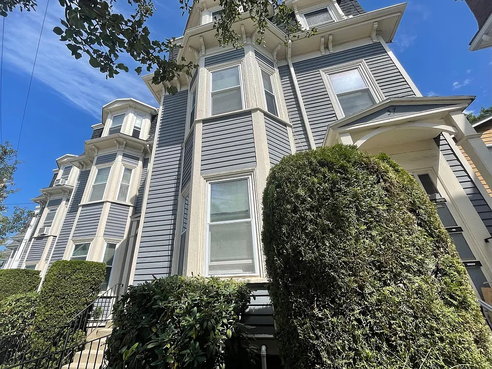 59 Summer St #2A