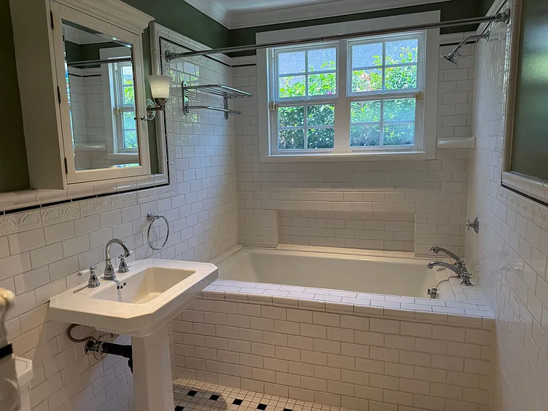 1312 S Orange Grove Ave — Photo 26