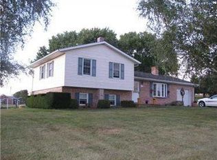 998 E Bakersville Edie Rd, Somerset, PA 15501