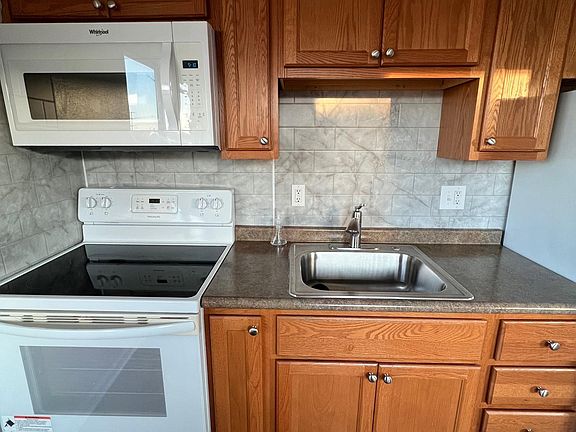 4th image of 6715 Colony Acres Dr APT C